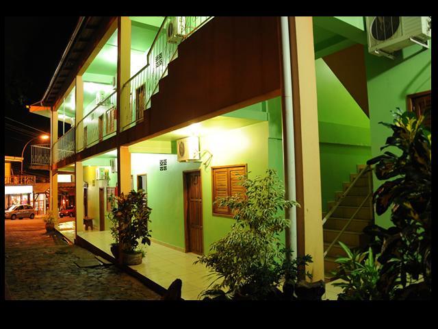 Residencial Los Rios Puerto Iguazu Bagian luar foto